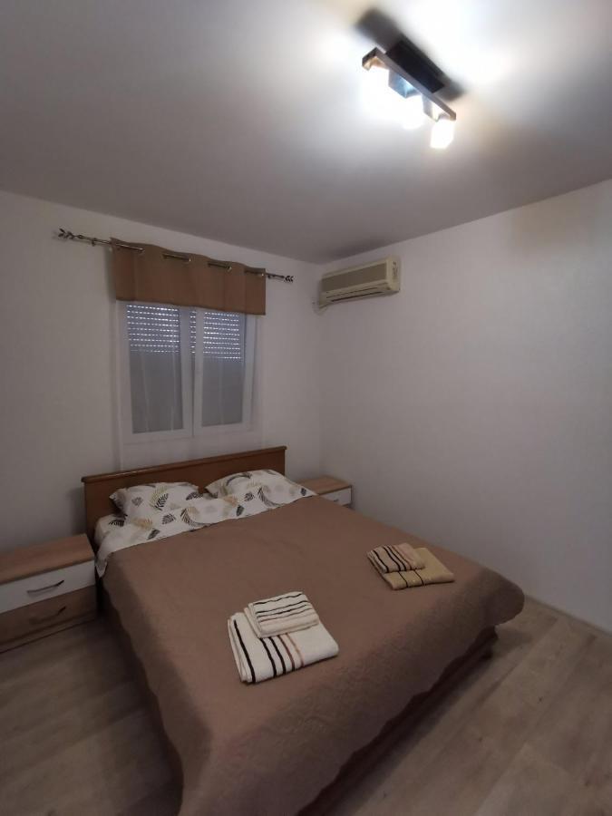Holiday Home Kalicanin Bar Ngoại thất bức ảnh