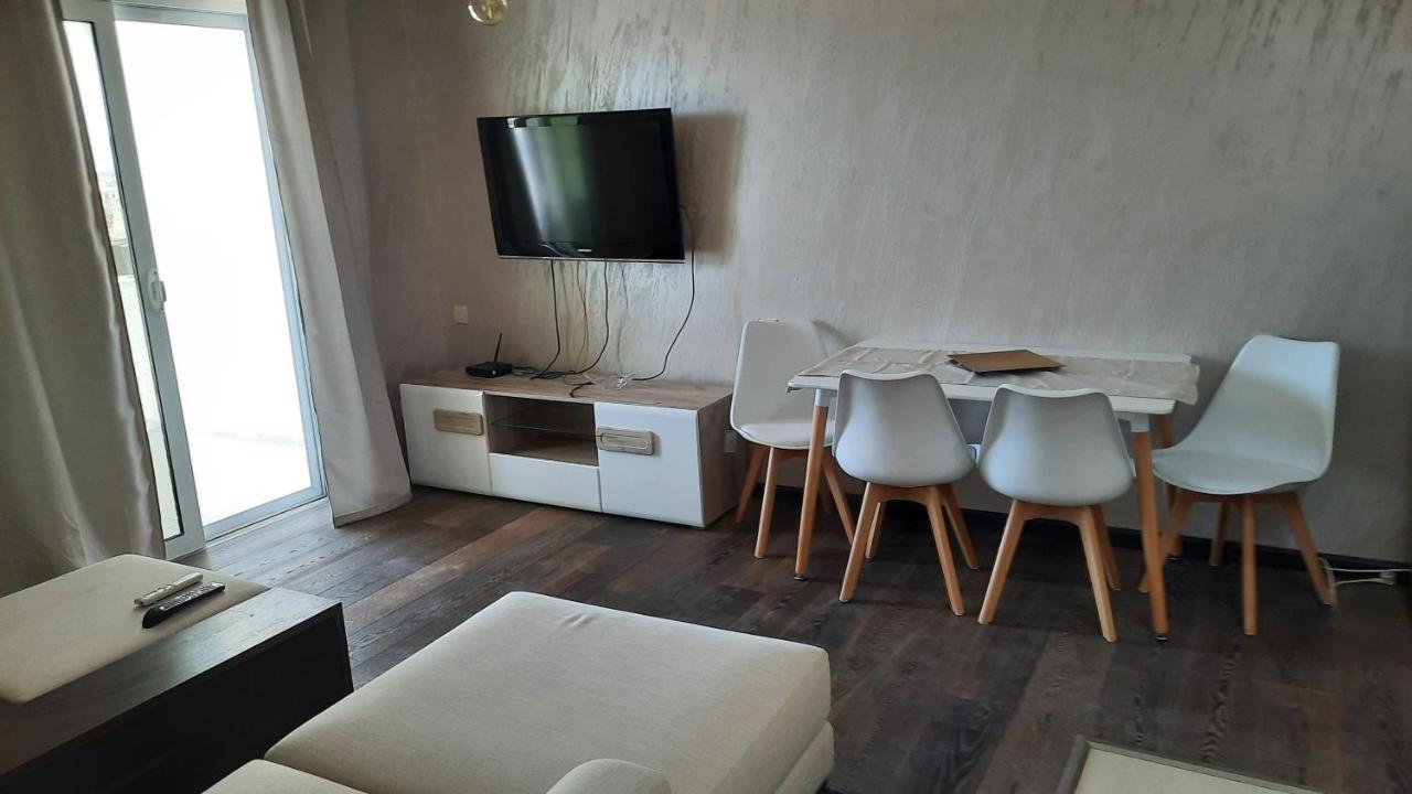 Holiday Home Kalicanin Bar Ngoại thất bức ảnh