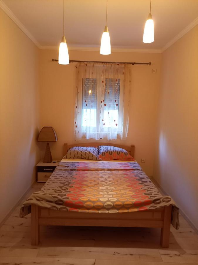 Holiday Home Kalicanin Bar Ngoại thất bức ảnh